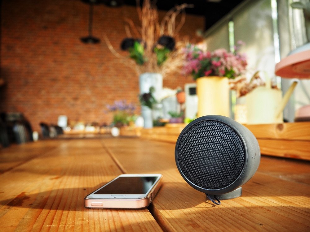 speaker bluetooth